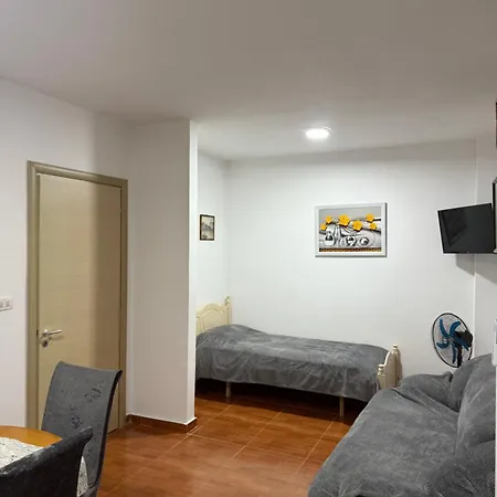 Apartment Appartamento Sarandë